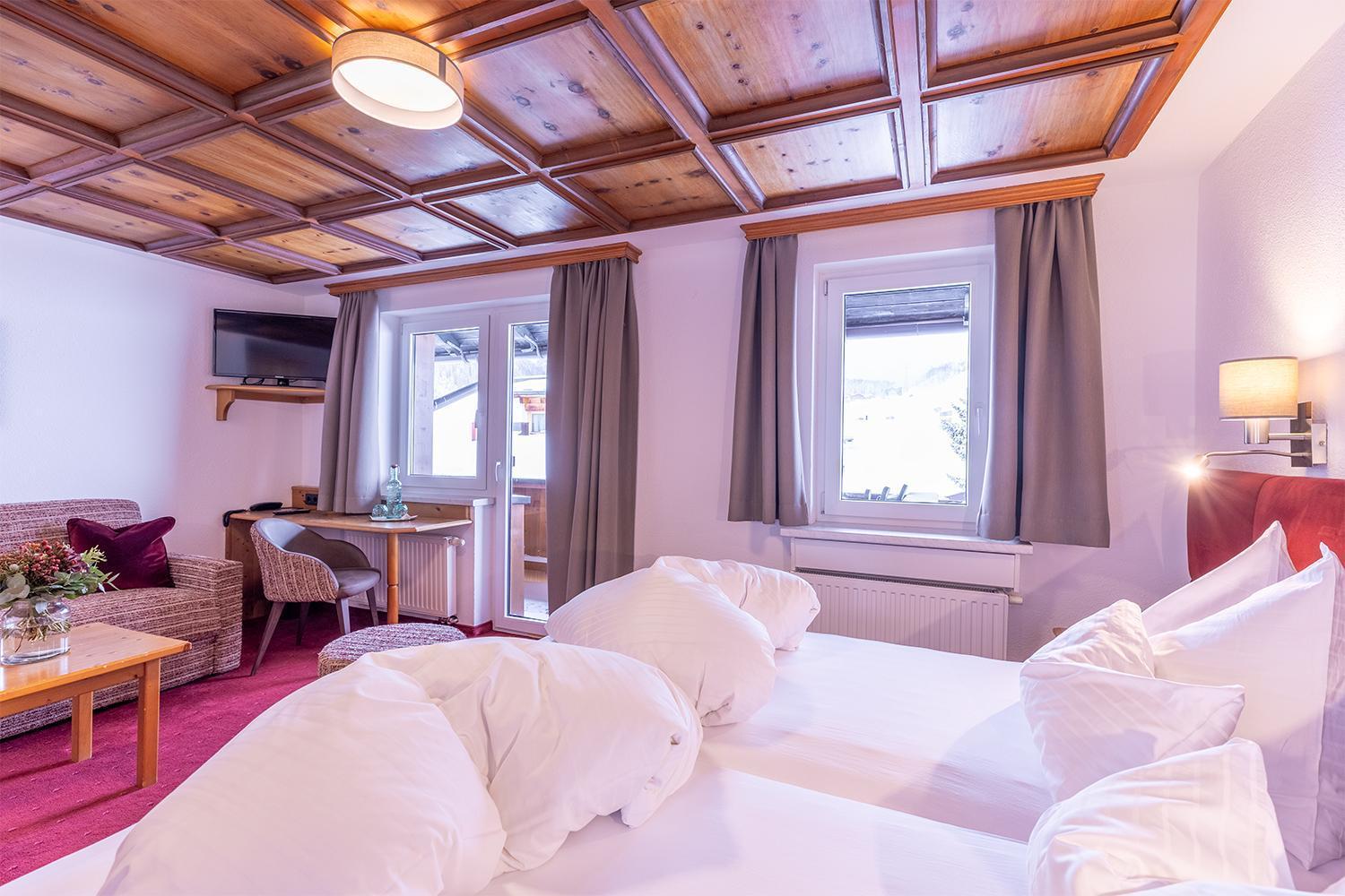 Hotel Sonnenheim Sankt Anton am Arlberg Exterior photo